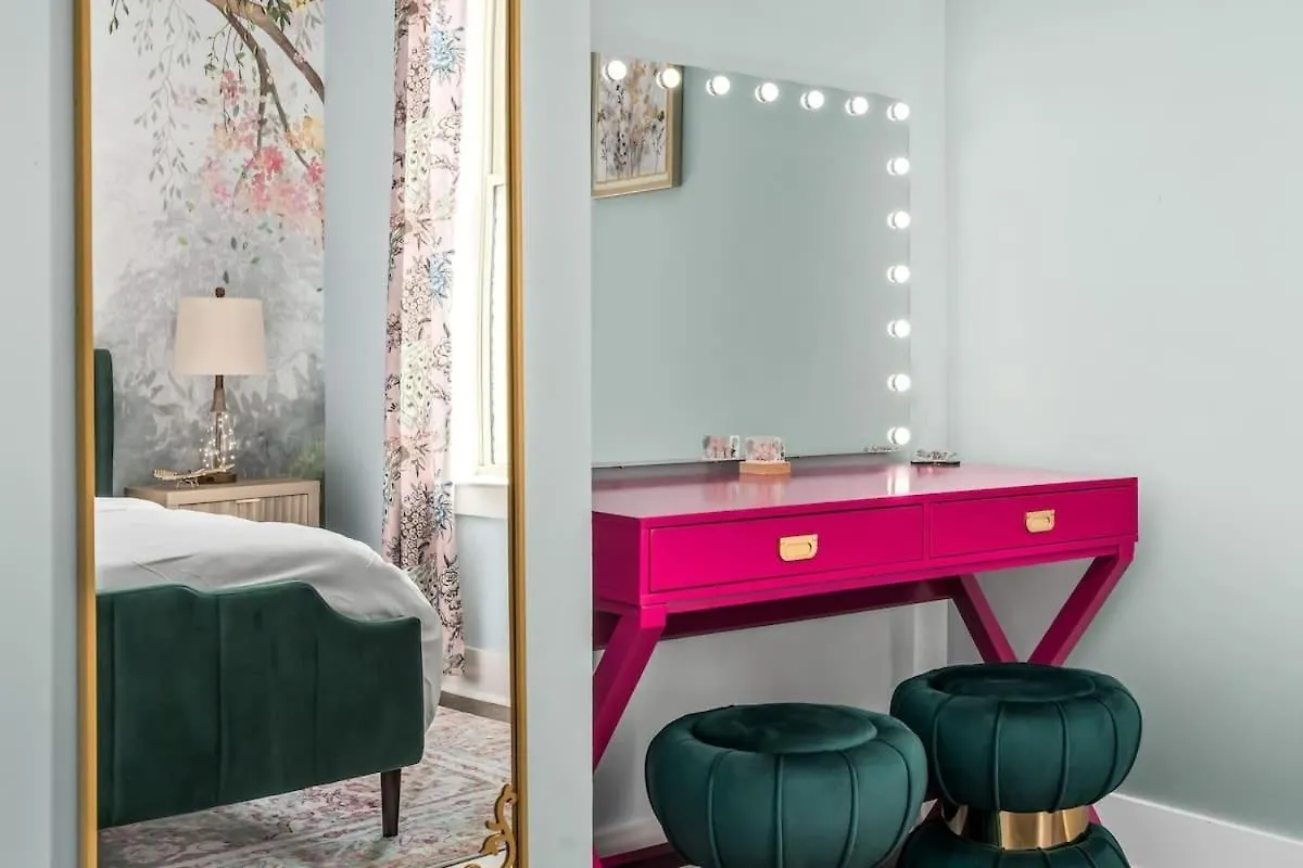 Bloom Haus Dt 2Miles - 8 Q Beds - Rooftop - Omg Nashville Holiday home